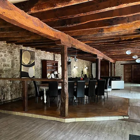 Maison De Famille Dom wakacyjny