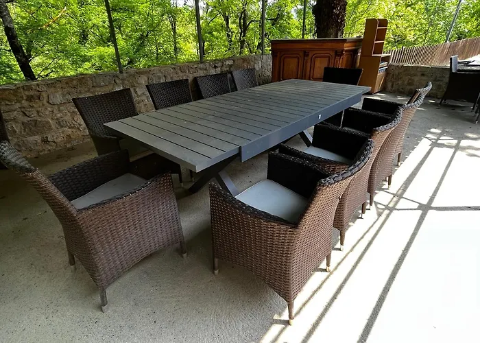 Maison De Famille Casa de Férias Camboulit